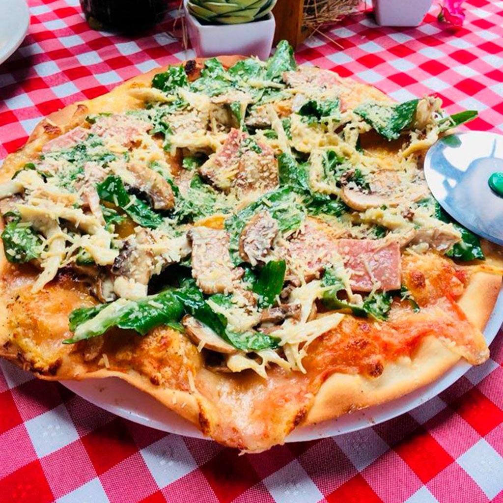 Pizza Huerta Pepper - 12 Apóstoles Cuccina